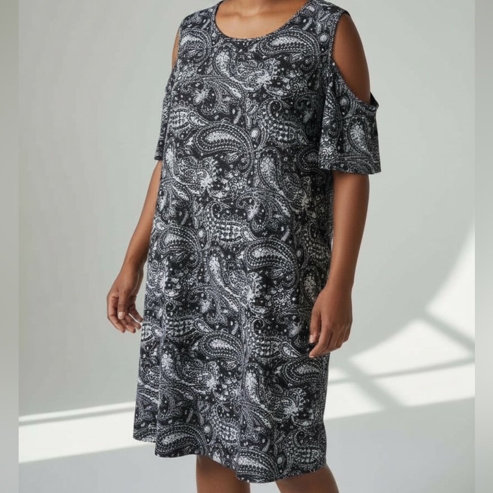HBEYYTO Women’s Size 3XL Paisley Cold Shoulder Dress